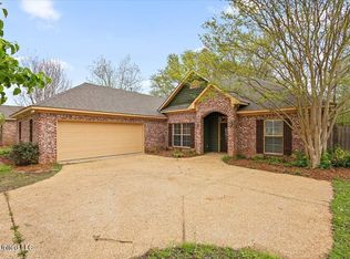 128 W Elbridge Way, Canton, MS 39046