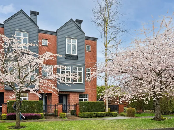 5423 Willow St, Vancouver, BC V5Z 3S3