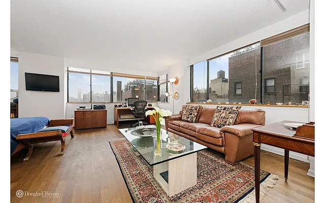 Rented by Douglas Elliman | media 4