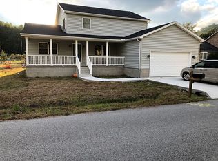 863 Broad Bottom Rd, Pikeville, KY 41501