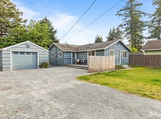 14 E Beech St, Hat island, WA 98203