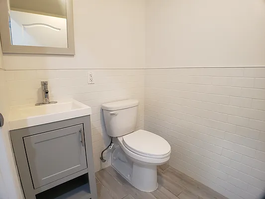 Rented by Keller Williams NYC | media 16