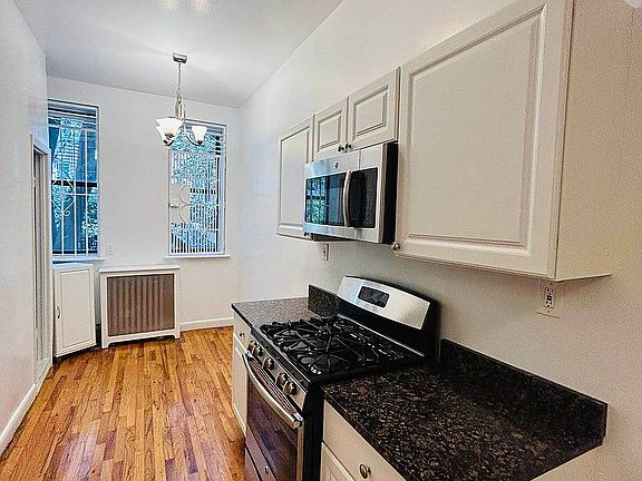 4th image of 319 E 92nd St APT 1E