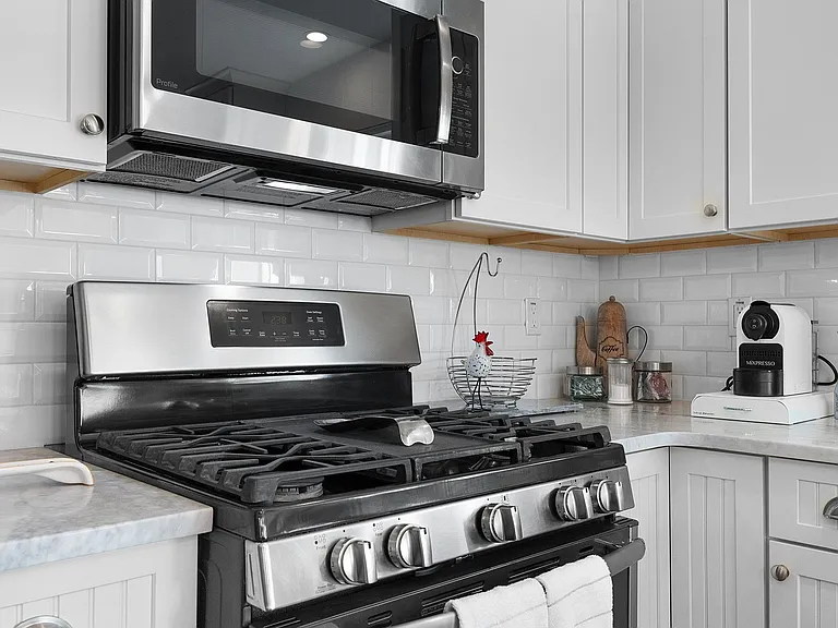 620 Center St — Photo 11
