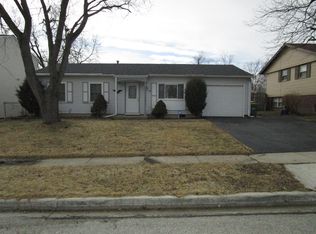 303 Healy Ave, Romeoville, IL 60446