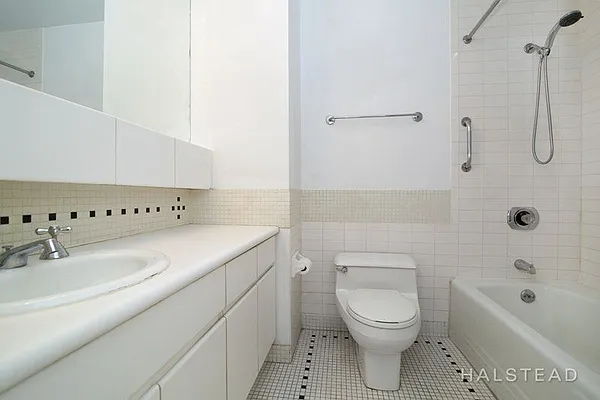 Sold by Halstead Real Estate | media 62