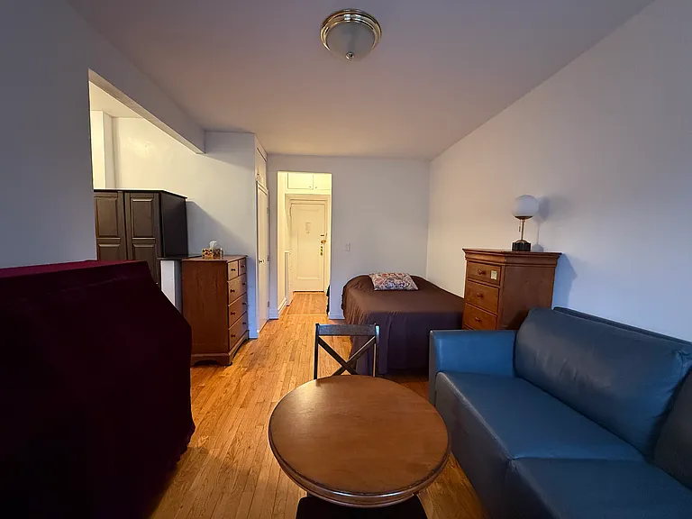 221 E 76th St #4B — Photo 4
