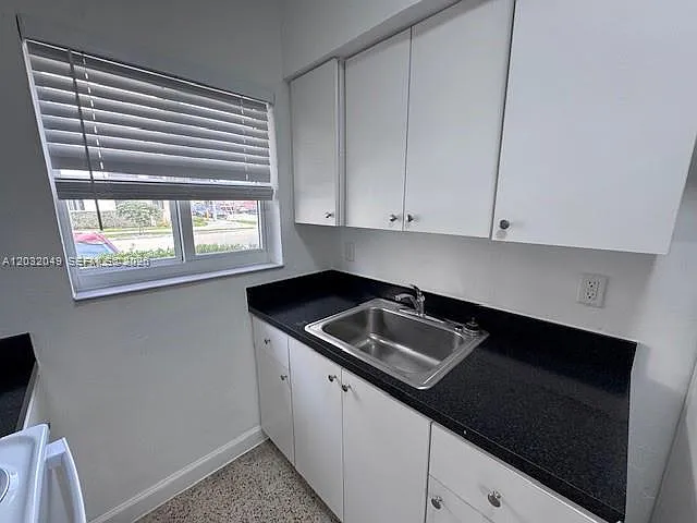 900 SW 5th Ave #3 — Photo 29
