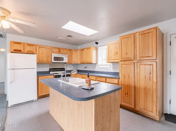 1313 N Santa Rosa Ave, Tucson, AZ 85712