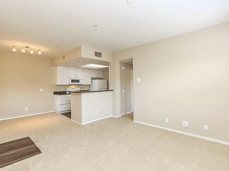 Laurel Terrace Apartment Homes — Photo 39