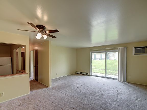 4th image of 8130 Cedar Point Dr #75-1