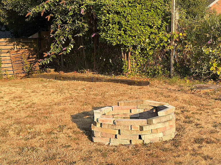 1005 NE 72nd St — Photo 2