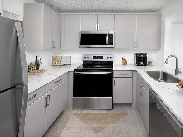 Camden Doral — Photo 14