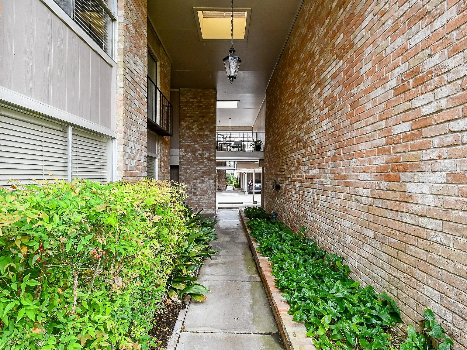 1 bed, 1.0 bath, 611 sqft, $1,135 — Photo 4