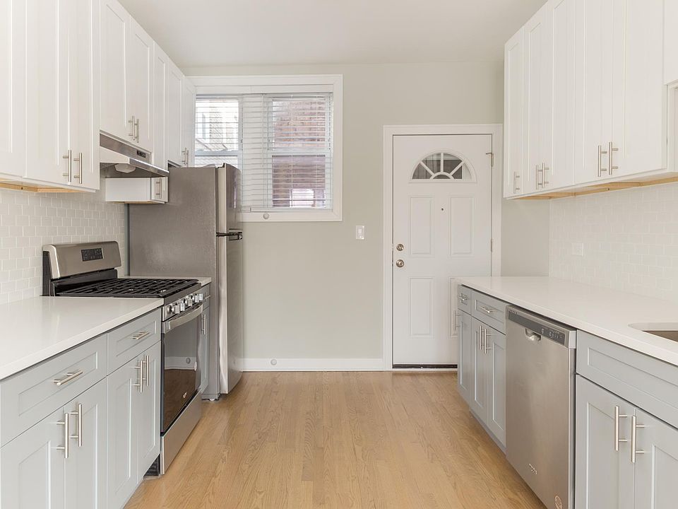 1st image of 4843 N Wolcott Ave APT 2A