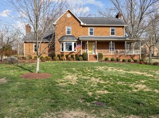 709 Harris Dr, Gallatin, TN 37066