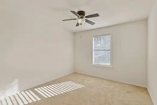 4402 Squaw Pass Ct — Photo 16