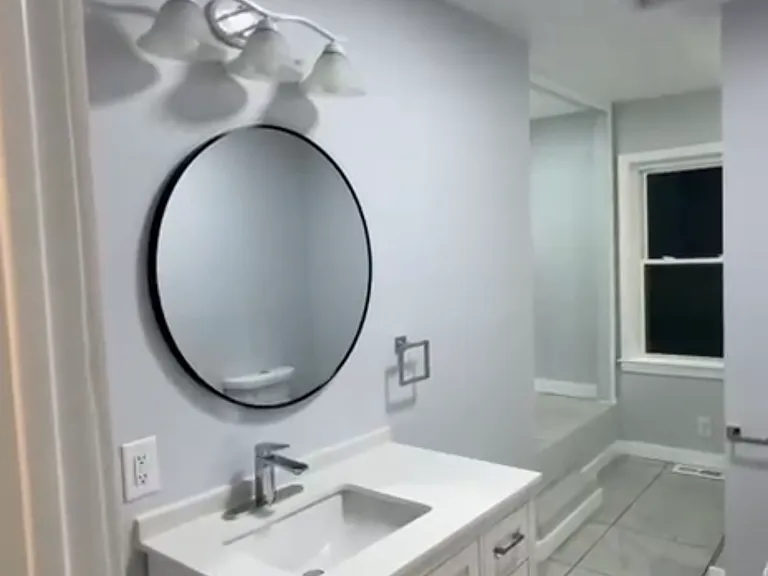 2204 Morton Ave #1 — Photo 2