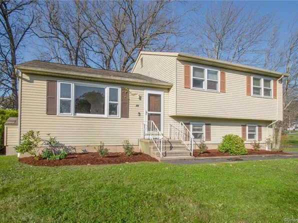 22 Mohawk Road, Plainville, CT 06062