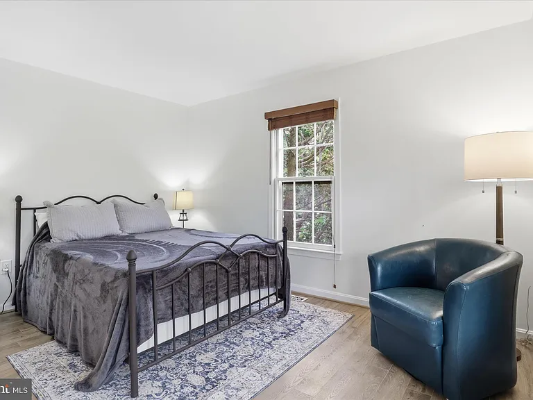 12845 Mill Brook Ct — Photo 27