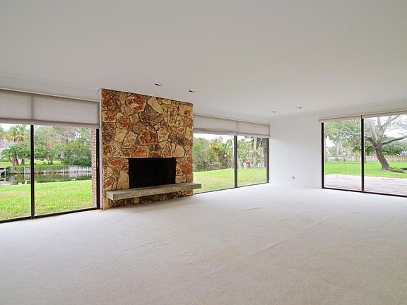 Living room 2