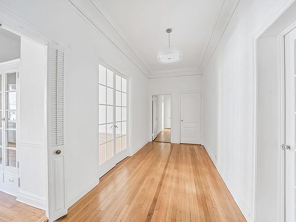 2nd image of 210 W 90th St #5R5S