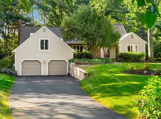 1 Breckenridge Rd, North Andover, MA 01845