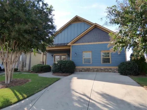 10 Thomas Ct, Cartersville, GA 30121