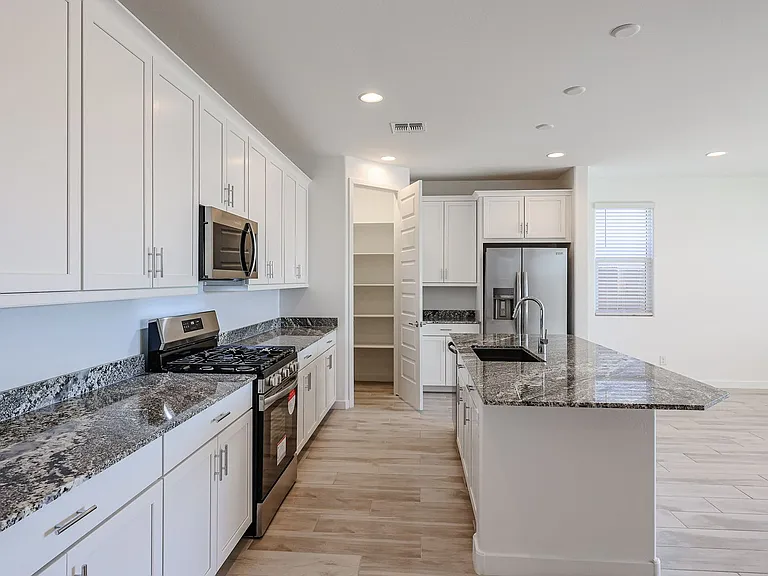 15771 W Superior Ave — Photo 24