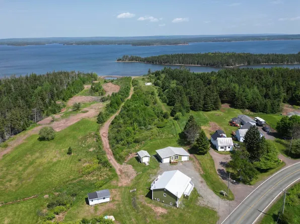 3123 Highway 320, D'escousse, NS B0E 1K0