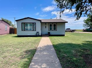 715 Avenue R, Sunray, TX 79086