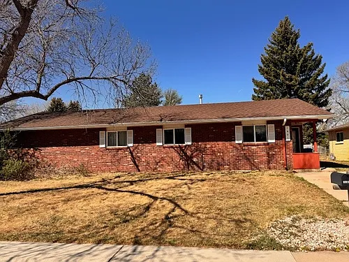 1401 Cypress Dr Photo 1