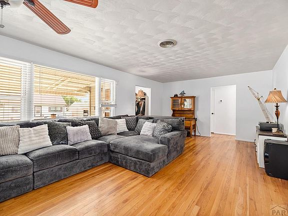 5th image of 1321 Alexander Cir