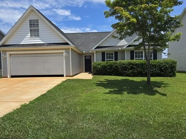 507 Chastine Dr, Spartanburg, SC 29301