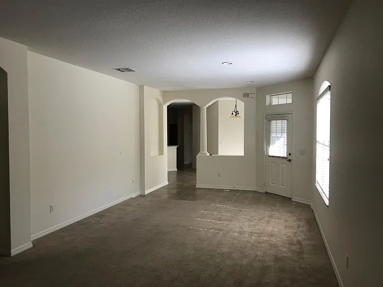 5818 Phoebenest Dr — Photo 10