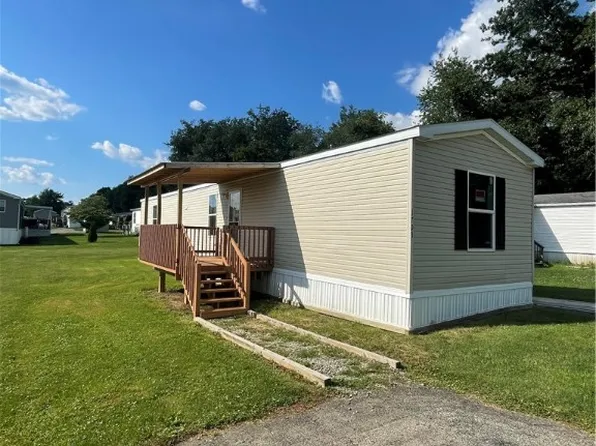 1703 David St, Scottdale, PA 15683