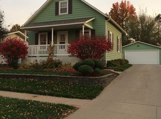 1005 Union St, Pella, IA 50219