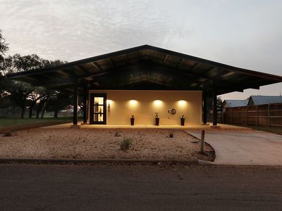 202 W Olive St, Lockhart, TX, 78644