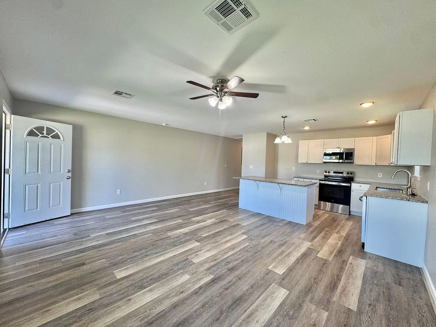 3808 W 55th Street — Photo 3