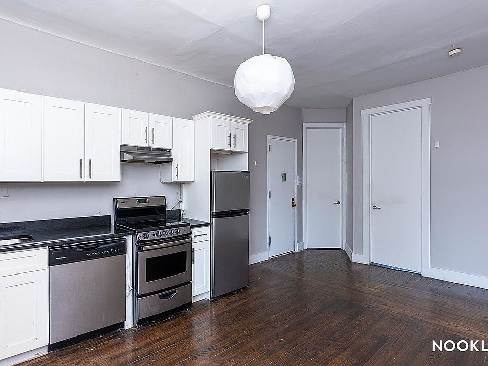 1st image of 600 Lincoln Pl APT 4A
