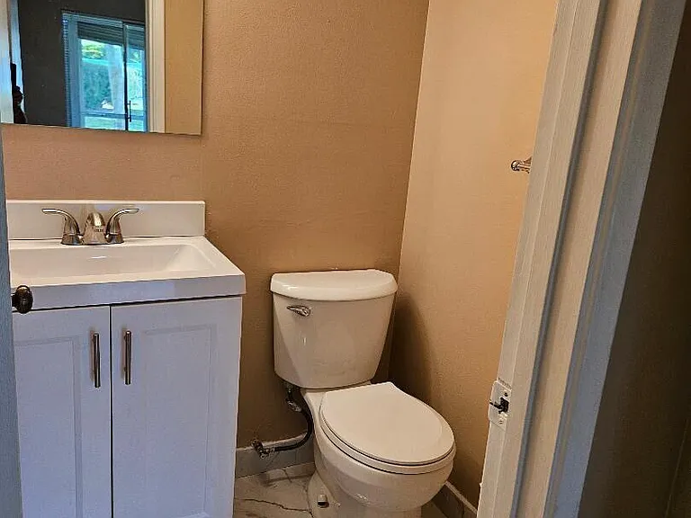 300 Village Green Cir #114 — Photo 11
