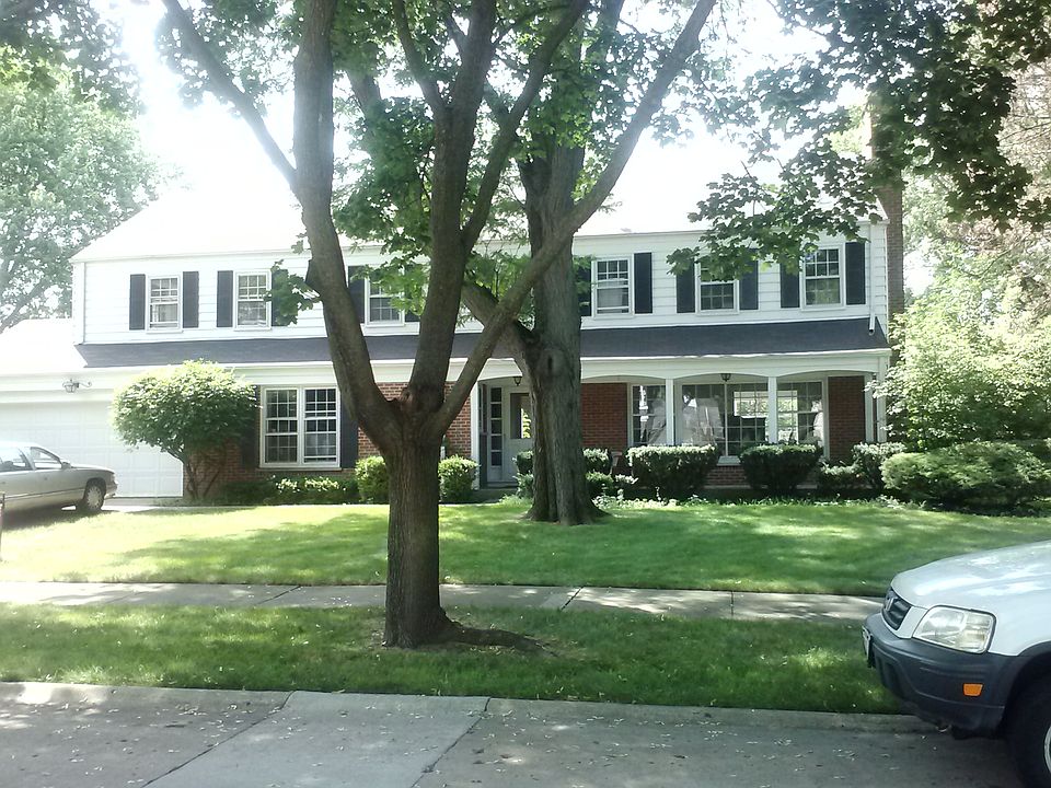 1st image of 848 Woodbine Ln