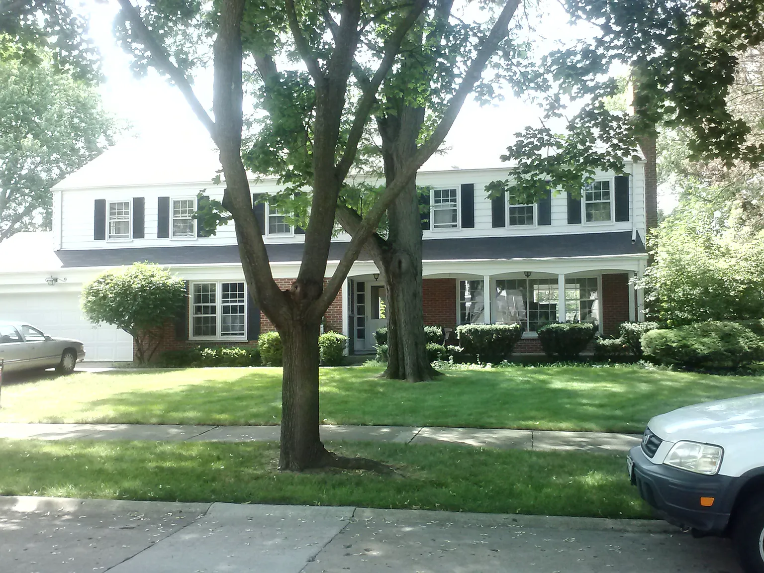 848 Woodbine Ln photo 1