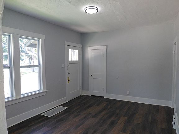 4th image of 1008 SW 17th St