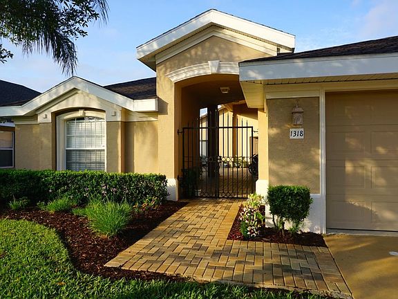2nd image of 1318 Coconut Palm Cir