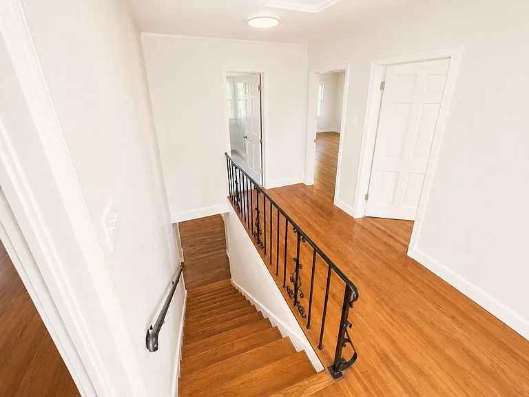 4388 Harvest Ln — Photo 6
