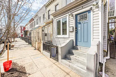 141 Van Horne Street