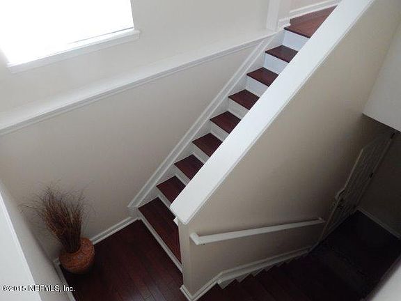 3rd image of 3903 Summer Grove Way N