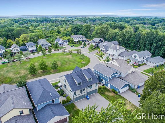 3rd image of 2274 New Town Dr NE #65