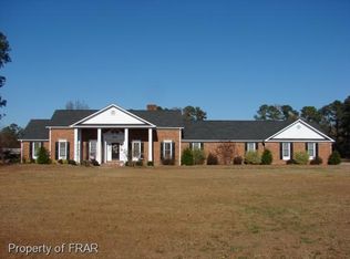 2923 County Line Rd, Fayetteville, NC 28306